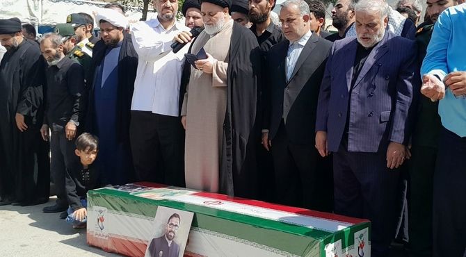 نسیم‌شهر در موج خروشان مردم، شهیدش را بدرقه کرد