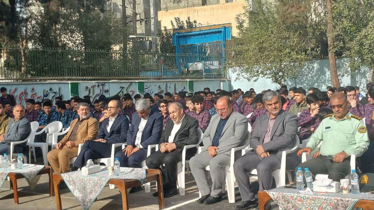 آغاز فصل تازه دانایی در مدارس منطقه ۱۶