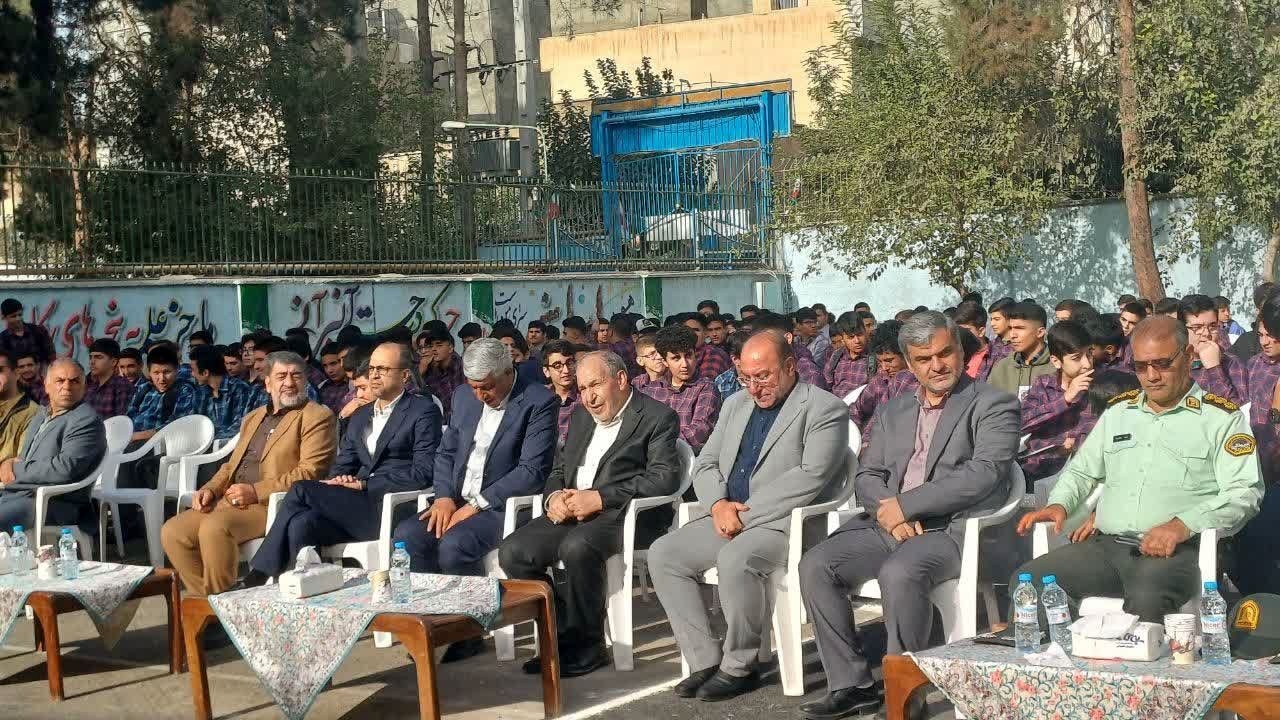 آغاز فصل تازه دانایی در مدارس منطقه ۱۶