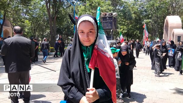 ویژه‌برنامه همگام با تشییع کنندگان آقای شهید ایران در اهر