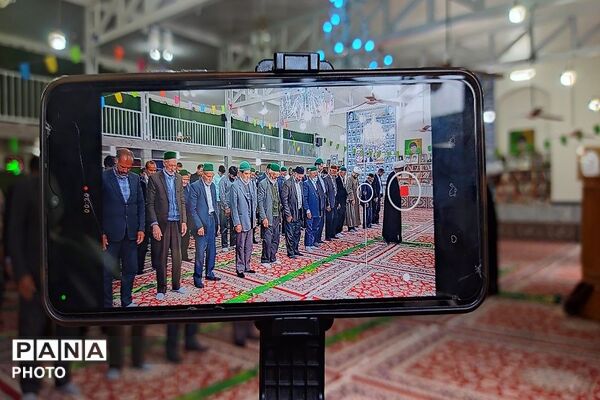 اقامه نماز عبادی سیاسی جمعه اردیبهشت ماه در شهر بار نیشابور