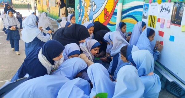 روز جهانی کودک و تخم مرغ در مدرسه شاهد خیر سجادی 