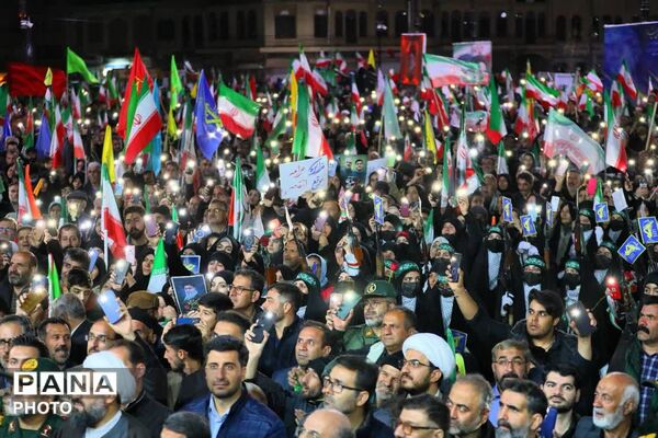 میدان امام خمینی(ره) همدان در تپش غیرت زنان همدانی