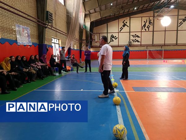 کارگاه توانمندسازی آموزگاران تربیت‌بدنی شهرستان قدس