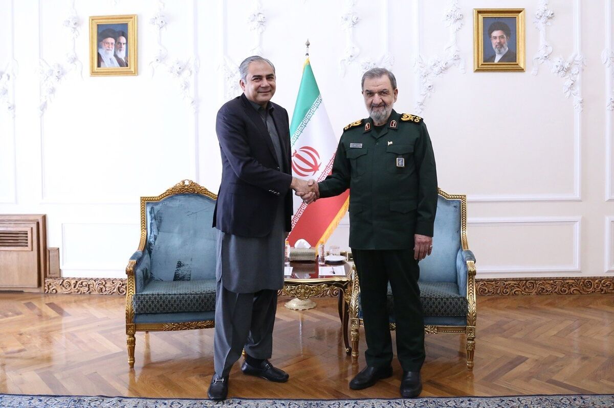 محسن رضایی: ایران و پاکستان عقبه راهبردی یکدیگرند