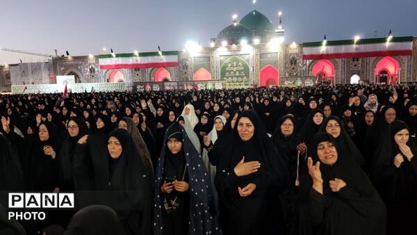 مراسم تشییع پیکر مطهر رهبر معظم انقلاب در جوار ملکوتی حرم امام رضا (ع)