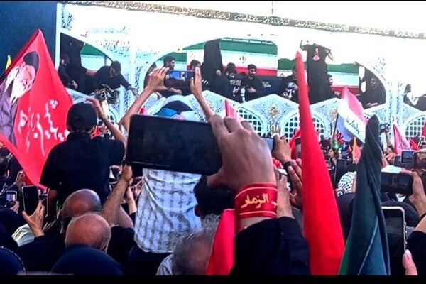 وداعِ جهان با «پدر» در صحنِ خورشید