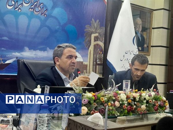 نشست خبری معاون وزیر و رئیس سازمان مدارس و مراکز غیر دولتی و توسعه مشارکت‌های مردمی وزارت آموزش و پرورش در بوشهر