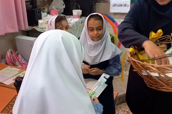 هفته‌ای به رنگ سلامت در آموزشگاه شاهد فرهنگ