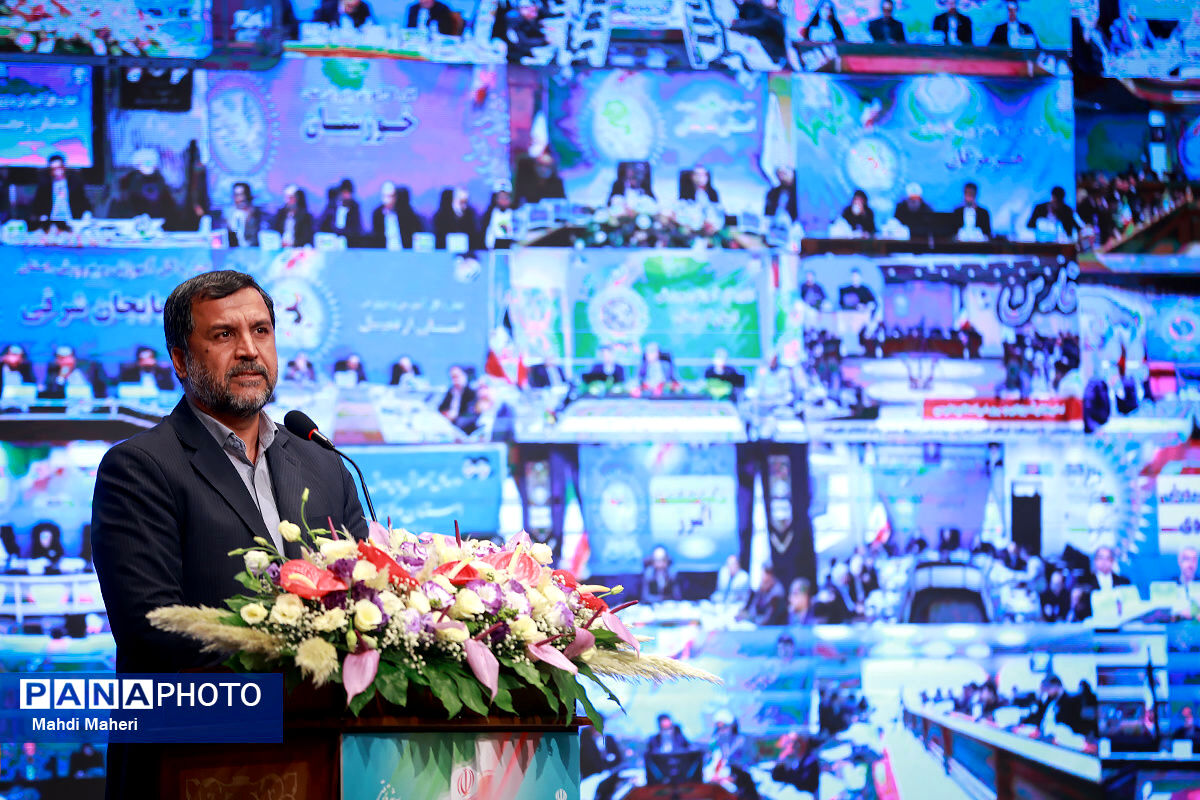 کنگره ملی شهدای دانش‌آموز بهمن‌ماه امسال برگزار خواهد شد