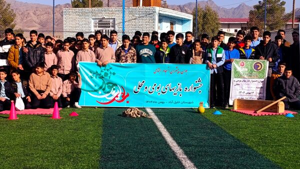 تجلیل از نخبگان فرهنگی و قرآنی شهرستان خلیل‌آباد