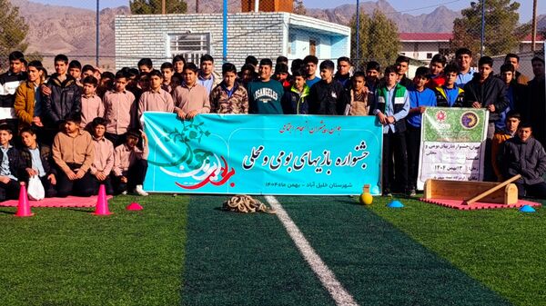 تجلیل از نخبگان فرهنگی و قرآنی شهرستان خلیل‌آباد