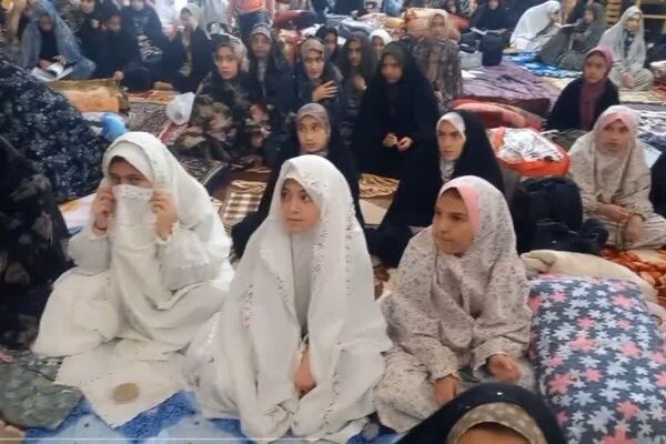 برپایی اعتکاف در مسجد جامع روستای صرم قم