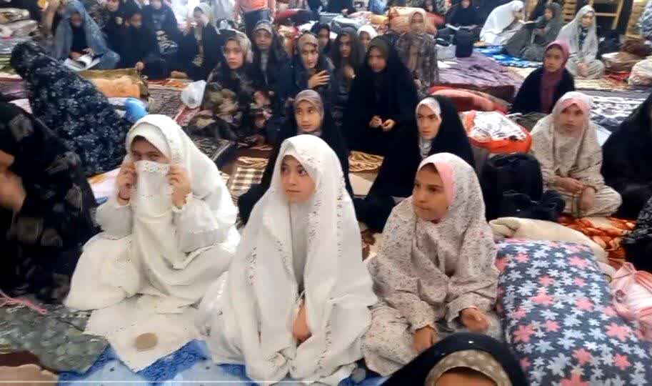 برپایی اعتکاف در مسجد جامع روستای صرم قم