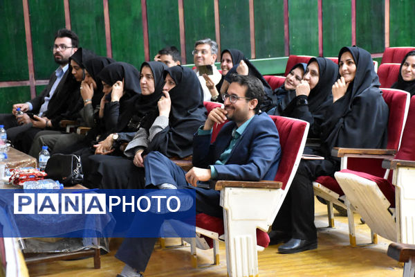 تجلیل از پیشکسوتان عرصه آزمایشگاه در یزد