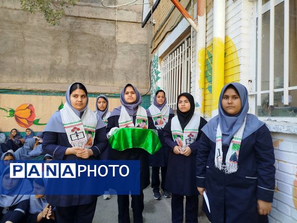 جشن ولادت حضرت زینب در دبیرستان دخترانه دانشور 2 