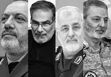 پیکر فرماندهان شهید خاکسپاری می‌شود