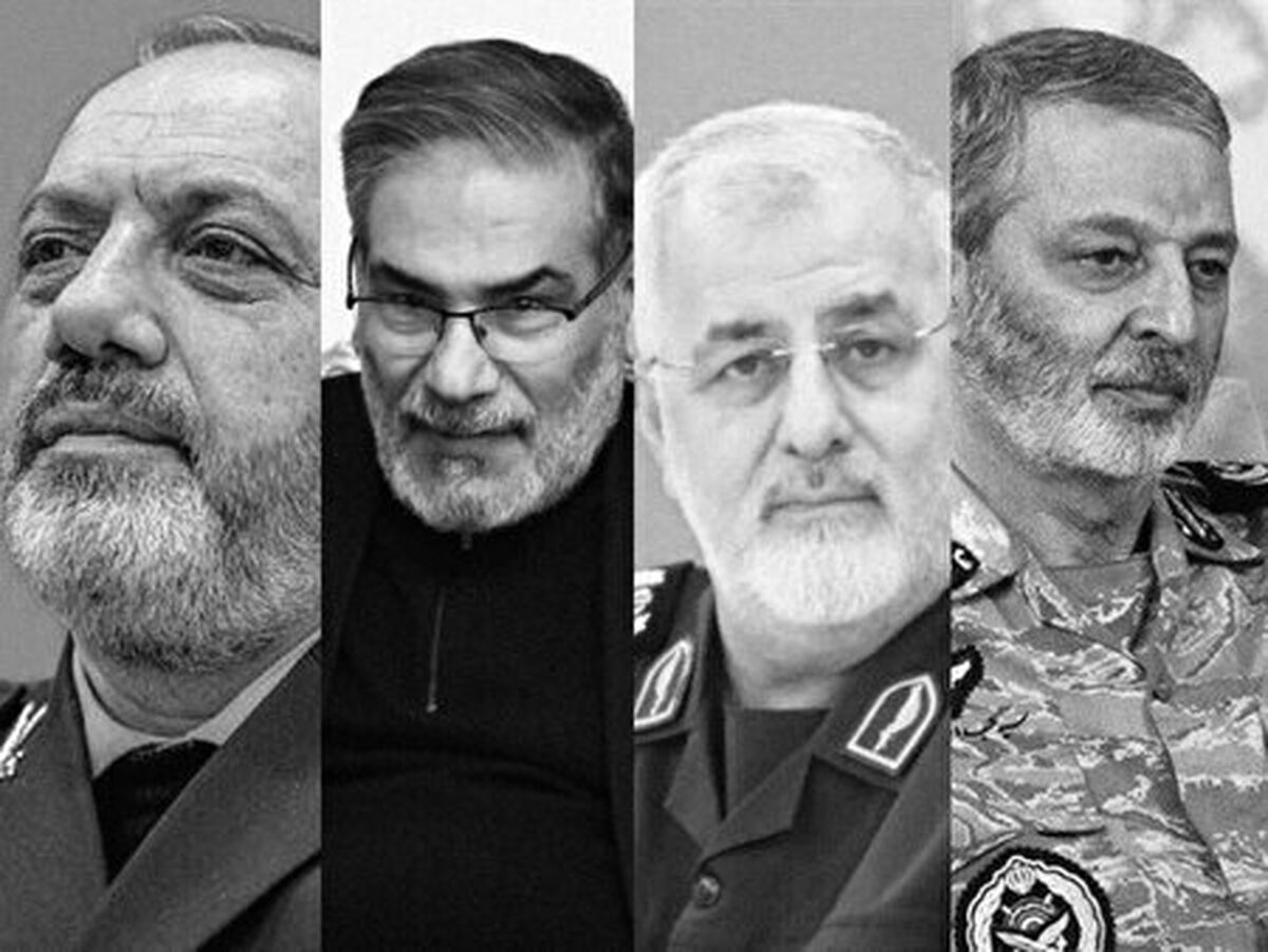 پیکر فرماندهان شهید خاکسپاری می‌شود