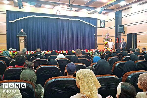 روایت آسمانی فرشتگان میناب در فرهنگسرای امام علی(ع) شهریار