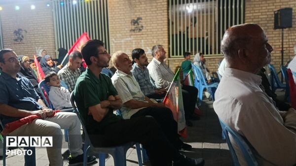 جشن میلاد پیامبر اکرم و امام جعفر صادق در میدان حافظ شهرستان نیشابور 