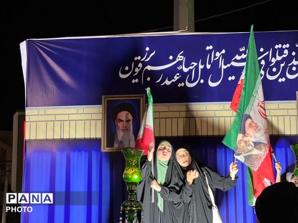 حضور باشکوه مردم کرج در در صدو سی وسومین شب از اجتماعات مردمی 