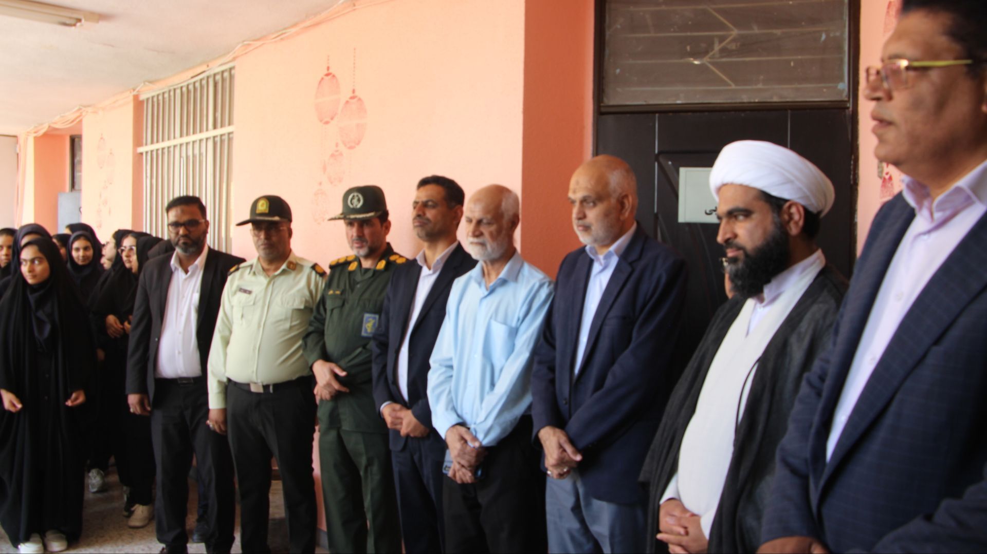 نواختن زنگ بازگشایی مدارس همزمان با سراسر کشور در رودان 