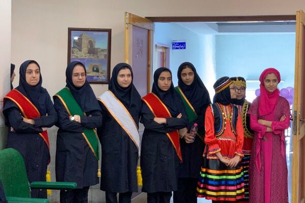 انتخابات شهردار مدرسه در دبیرستان راضیه شکرایی ناحیه دو شهرری 