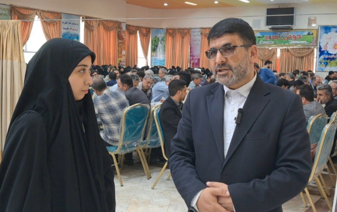 مربیان و معاونین پرورشى در مدارس نقش رهبری و هدایت دارند