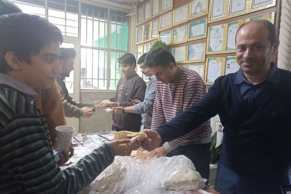 حضور پر شور دانش آموزان ناحیه دو شهرری در جشن نیمه شعبان و ایرانمون
