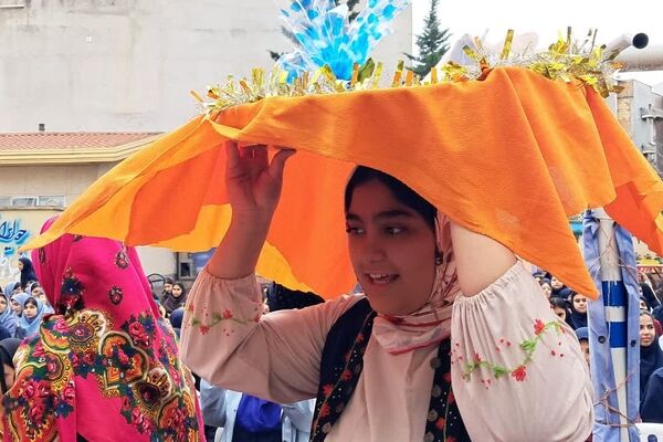 طلوع فرهنگ مازندران در دبیرستان شهید بهداشت قائمشهر