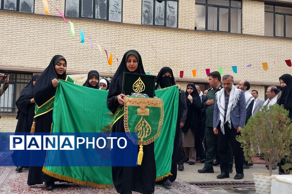 ناحیه یک شیراز میزبان گل‌های قرآنی