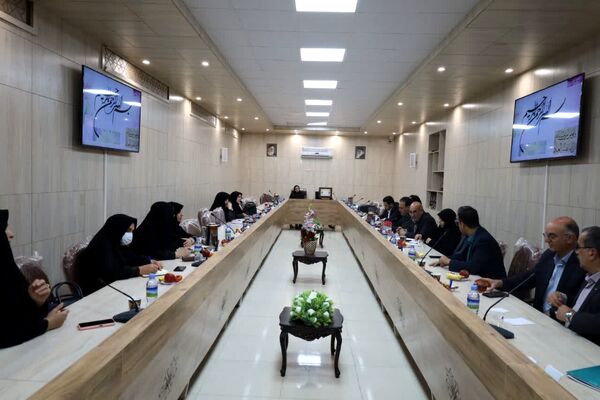 نشست مدیران مدارس سمپاد یزد با حضور رئیس سازمان ملی پرورش استعدادهای درخشان 