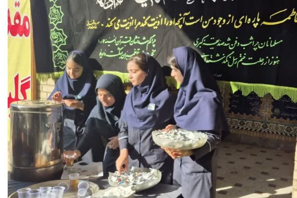 ویژه‌برنامه «یاس پهلو شکسته» در هنرستان الغدیر