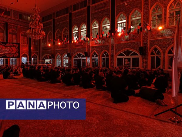 عزاداری شب یازدهم ماه محرم در تکیه ابوالفضلی 