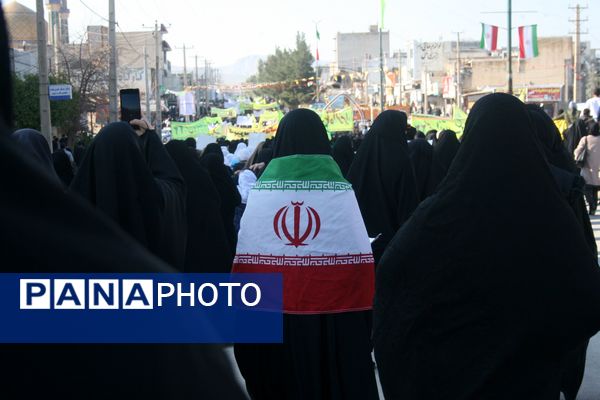 راهپیمایی پر شور ۲۲ بهمن در سرپل ذهاب 