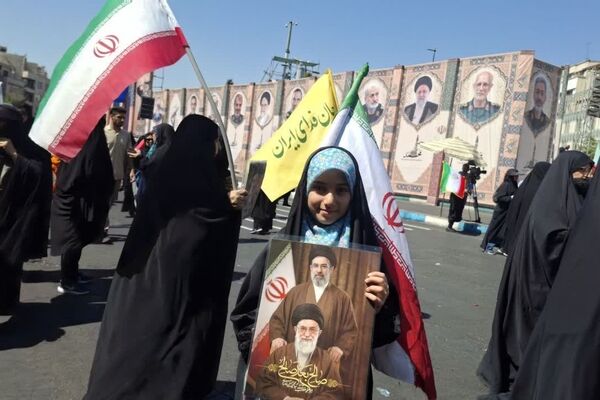 جان‌فدایان ایران؛ رژه بزرگ در تهران