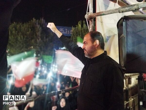 شبی دیگر در سایه سرای مسجد جامع شهرستان نیشابور با حضور نماینده مردم نیشابور 
