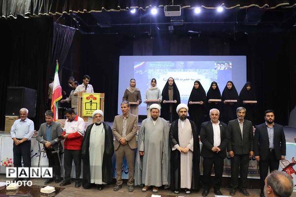 تابستانِ پربارِ دانش‌آموزان گرمه‌ای با تجلیل از ۲۲۰ برگزیده به پایان رسید
