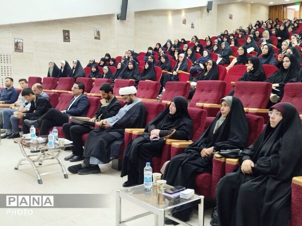 درخشش ستاره‌های قرآنی در آسمان ناحیه یک مشهد