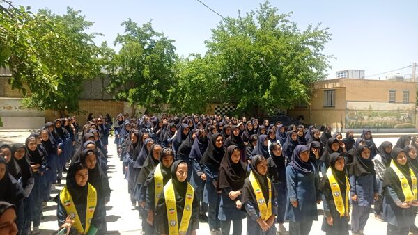 بازدید تشکیلاتی سازمان دانش‌آموزی از مدارس دخترانه شاهد و بنت‌الهدی سرآبتاوه