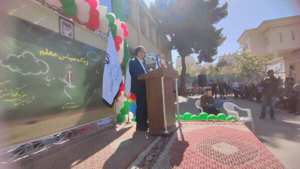  زنگ سپاس در هنرستان جلیل نصیرزاده آموزش و پرورش ناحیه یک