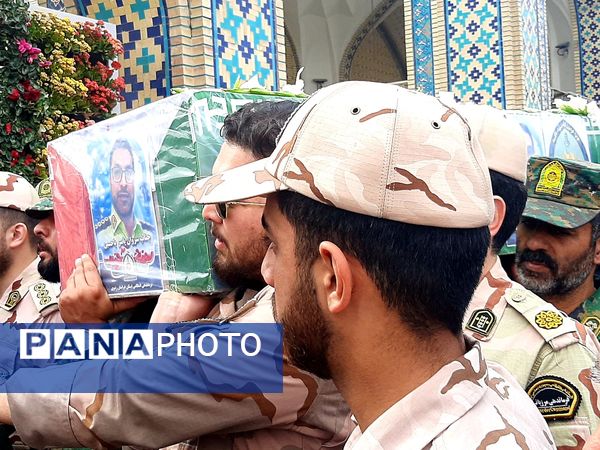 تشییع پیکر شهدای نیروی انتظامی مشهد مقدس