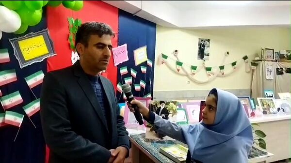 افتتاحیه نمایشگاه جشنواره ماها در دبستان فرهنگیان ۲