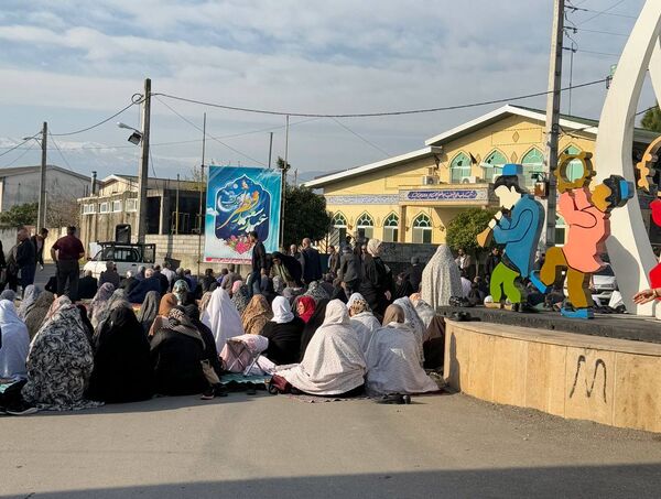 اقامه نماز عید فطر در ایزدشهر