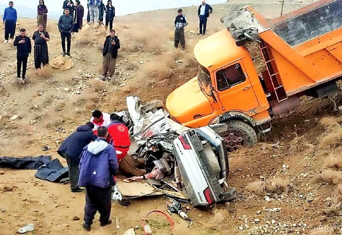 نه‌به‌تصادف،پویشی برای نجات خودمان