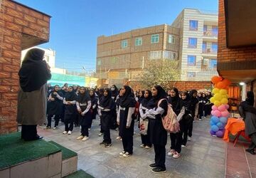 زنگ آغاز، دوباره به صدا درآمد
