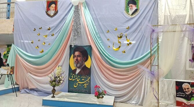 حال‌وهوای غدیری در میدان دانشجوی مشهد