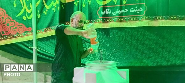 ایستگاه صلواتی صاحب الزمان در روستای نقاب میزبان عزادارن حسینی می شود