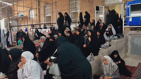 حضور پرشور بانوان نیشابور در اولین نماز جمعه سال 1404