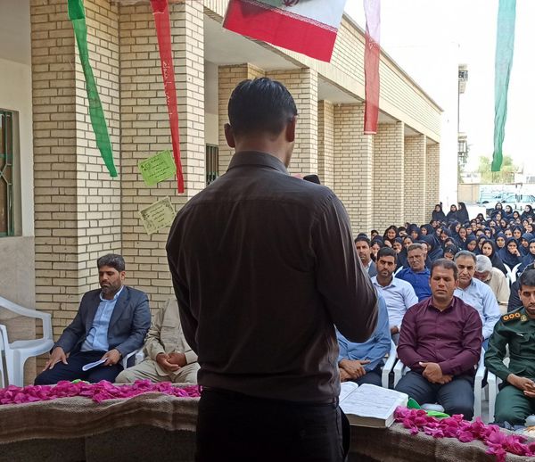 زنگ دانایی و عدالت آموزشی در مدارس رودان نواخته شد